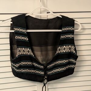 Black and White Patterned Women's Top